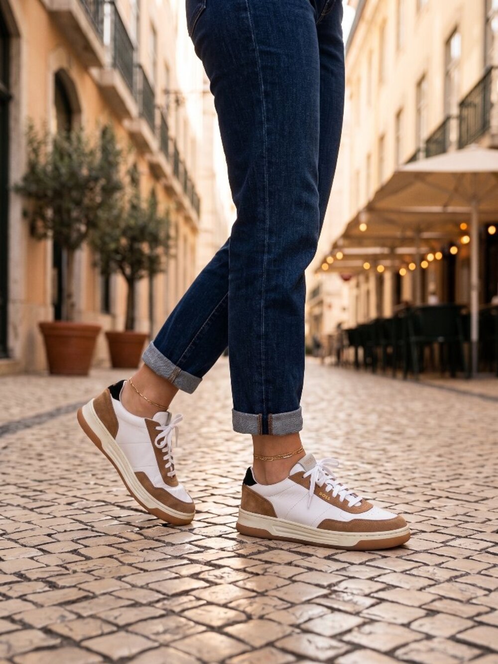 BOSS Hugo Boss White & Cognac Suede Panelled Low-Top Sneakers, EU 38 / US 7.5–8